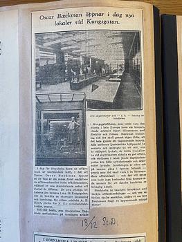 Axel Einar Hjorth, vitrinskåp 1 par, specialbeställda för Oscar Baeckmans konfektionsbutik, Nordiska Kompaniet, Stockholm 1929.