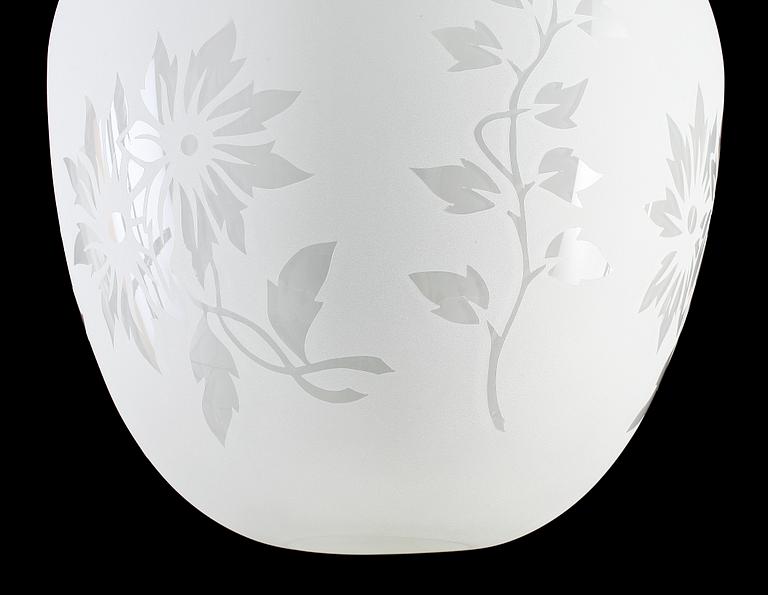 TAKLAMPA, glas, Orrefors, omkring 1940, h 65.