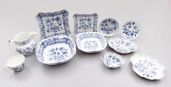 SERVISPORSLIN, 17 delar, Meissen, 1900-talets andra hälft.