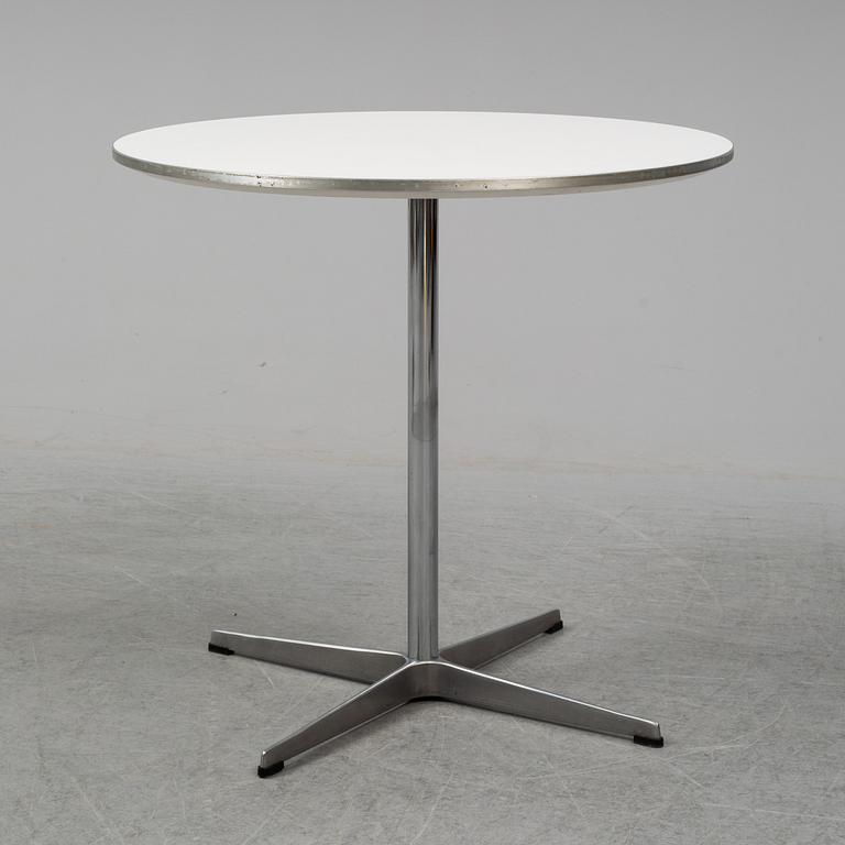 A table by Arne Jacobsen for Fritz Hansen.