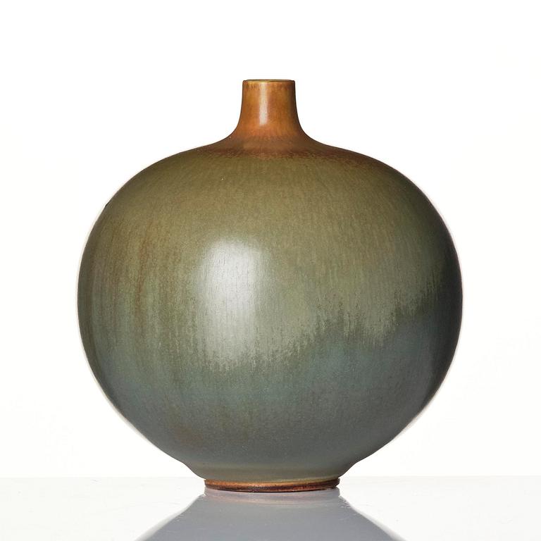 Berndt Friberg, a stoneware vase, Gustavsberg Studio, 1954.