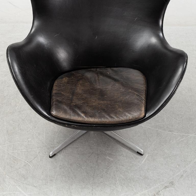 Arne Jacobsen, a 'The egg' easy chair, Fritz Hansen, 1960s.