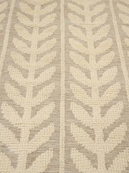 Elsa Gullberg, A carpet, knotted pile in relief, ca 348,5-351,5 x 230,5-236,5 cm, probably Elsa Gullberg.