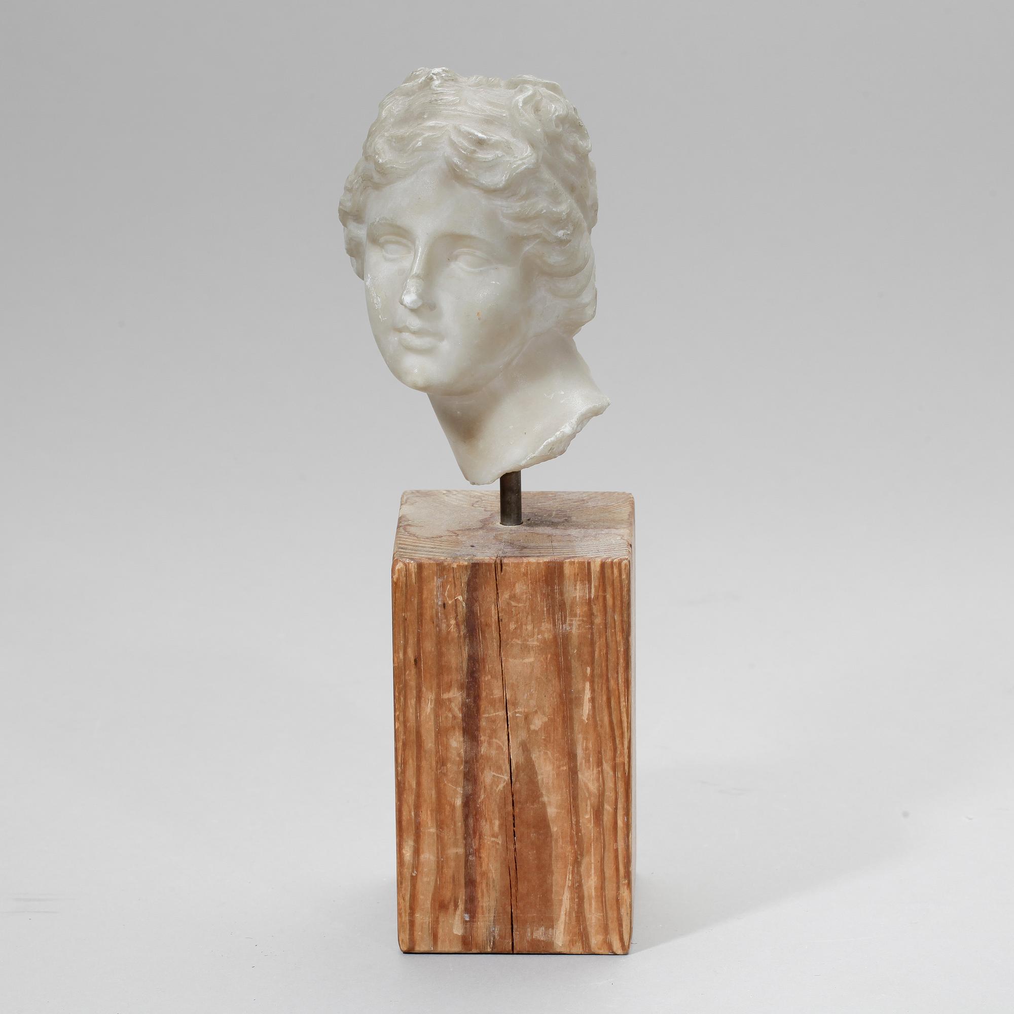 OKÄND KONSTNÄR, skulptur, marmor. Troligen 1800-tal.