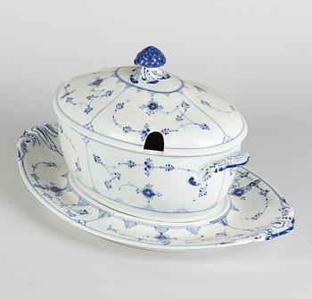 A 'Blue Fluted Plain' porcelain tureen with cover and stand, Royal Copenhagen, model 214 and 217, 1898-1923.