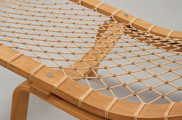 Hans J. Wegner, "GE2 - Hammock Chair", Getama, Danmark, efter 1967.