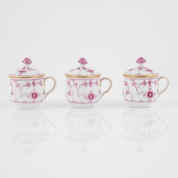 Crèmekoppar med lock, 6 st, porslin, Royal Copenhagen, Danmark, omring år 1900.