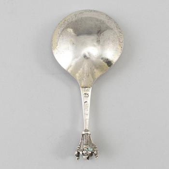 A Swedish early 18th century silver spoon, mark of Wolter Siewers, Norrköping (1693-1722).