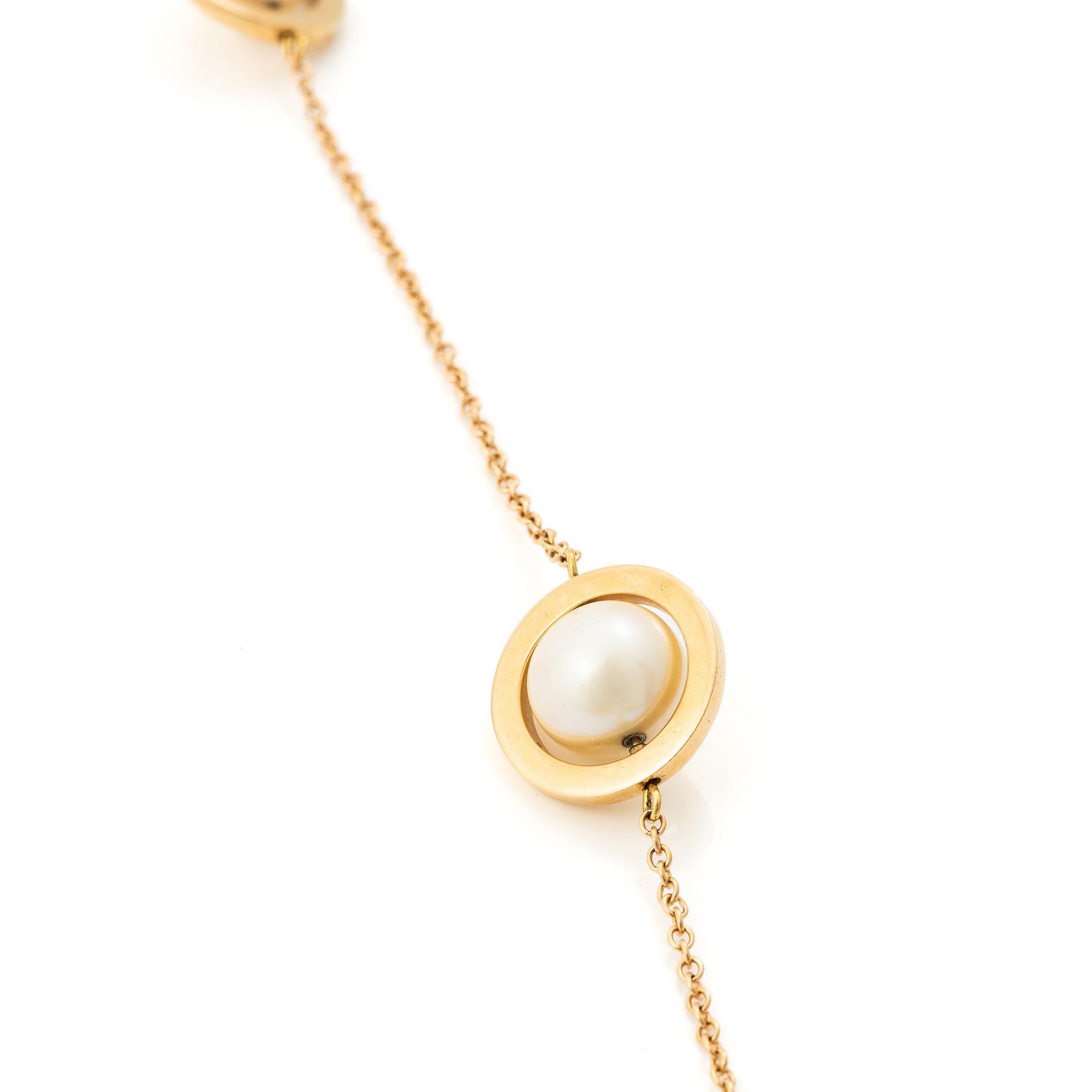 Efva Attling collier 18K guld med odlade pärlor.