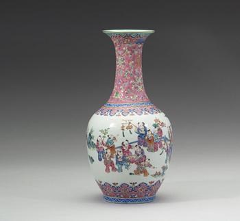 A famille rose vase, Qing dynasty, Daoguang mark and of the period (1821-1850).