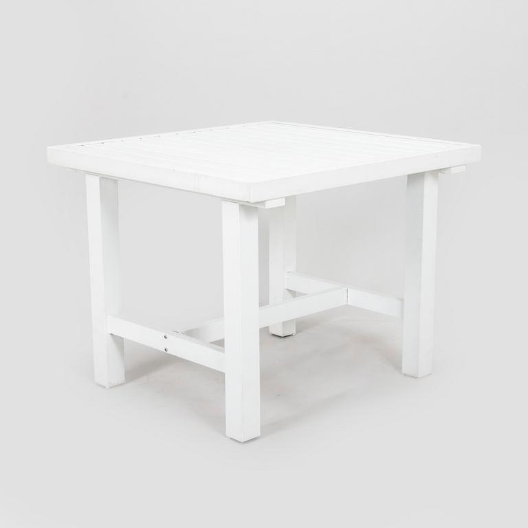 Elsa Stackelberg, Puutarhapöytä Fri Form, 1900-luvun loppu.