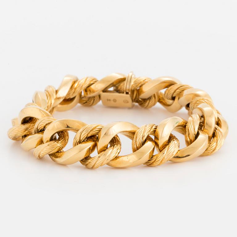 A bracelet, 18K gold. Swedish import mark.