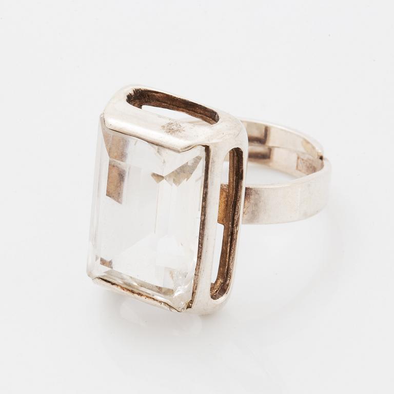 Bengt Hallberg, ring, silver med bergkristall.