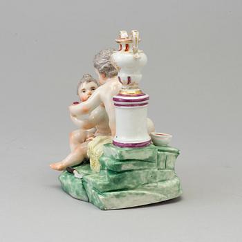 FIGURIN, porslin. Omärkt, troligen Ludwigsburg, Tyskland, 1780/90-tal.