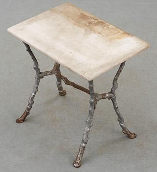TRÄDGÅRDSBORD, gjutgjärn. 1800/1900-tal.