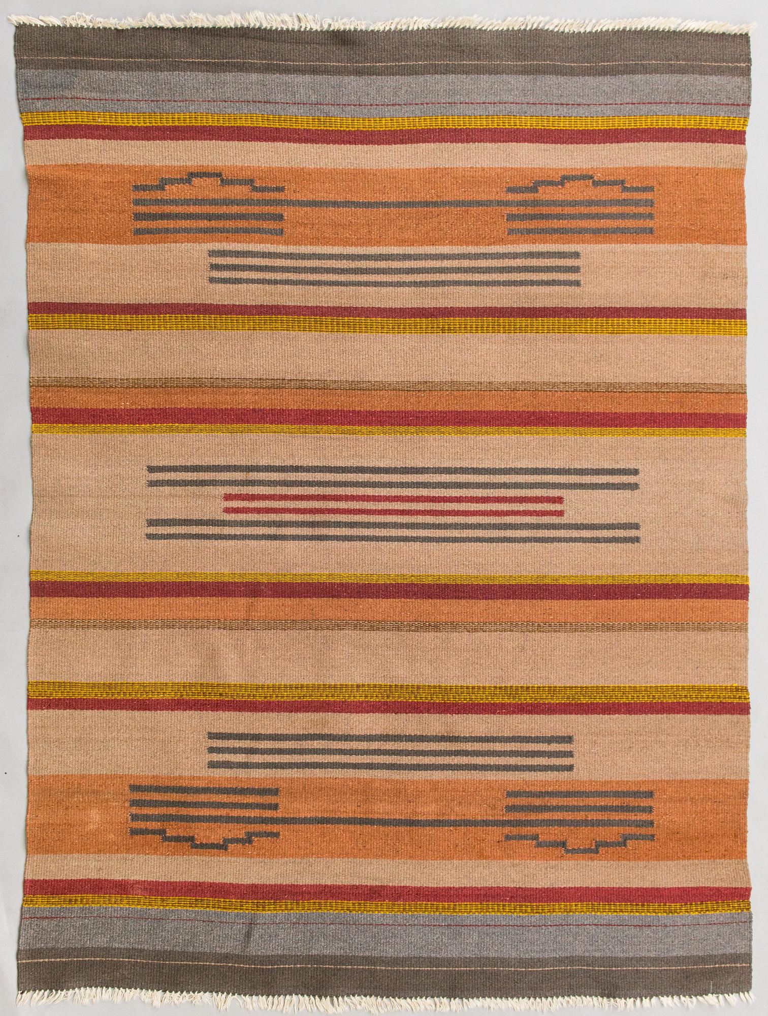 A 1930s Finnish flat weave carpet. Circa 230x170 cm.