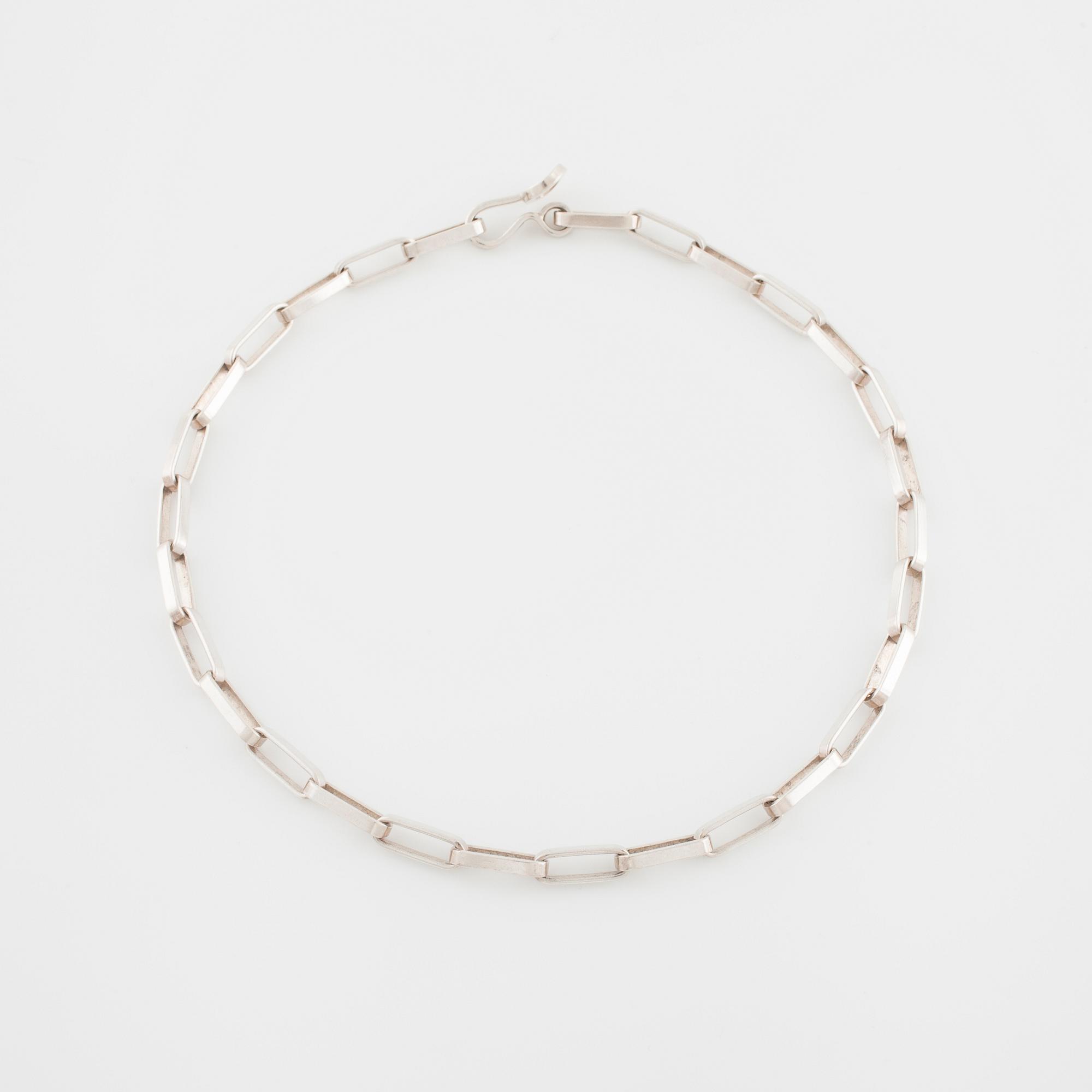 KARL-INGEMAR JOHANSSON, Göteborg, 1983, en halskedja.