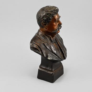 SKULPTUR, bemålad gips, 1900-talets andra hälft.