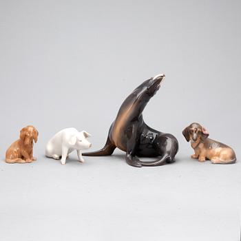 FIGURINER, 4st, porslin, Royal Copenhagen och Bing & Gröndahl, 1900-tal.