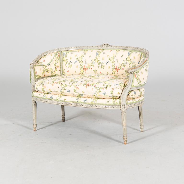 Soffa Louis XVI 1800-talets början.