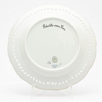 Royal Copenhagen, Plate, "Flora Danica", 1969-1974.