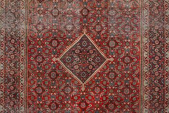 A carpet, Persian, vintage Design, c. 313 x 216 cm.