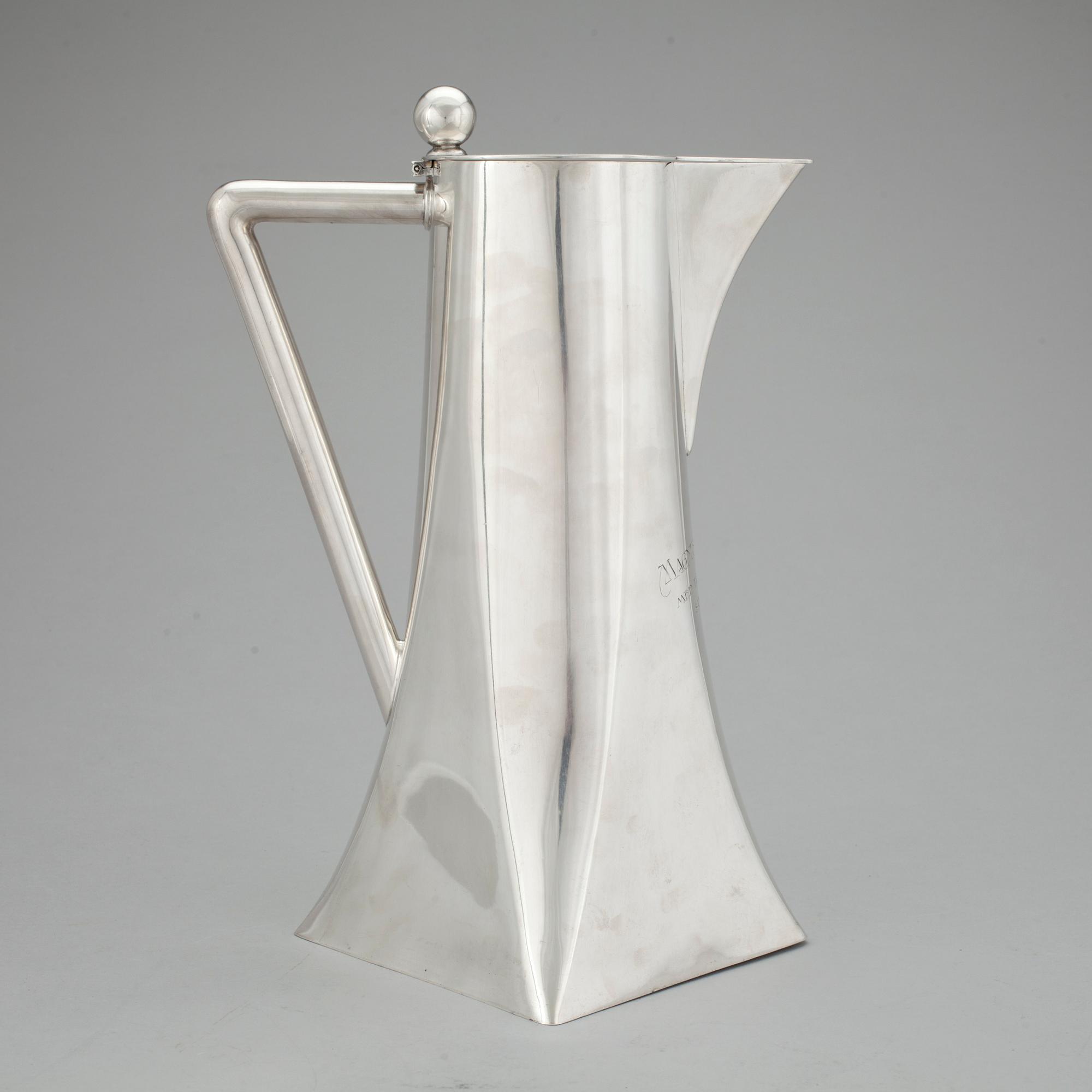 KANNA, silver K ANDERSSON, Stockholm 1907.  Total vikt 1472 gr.