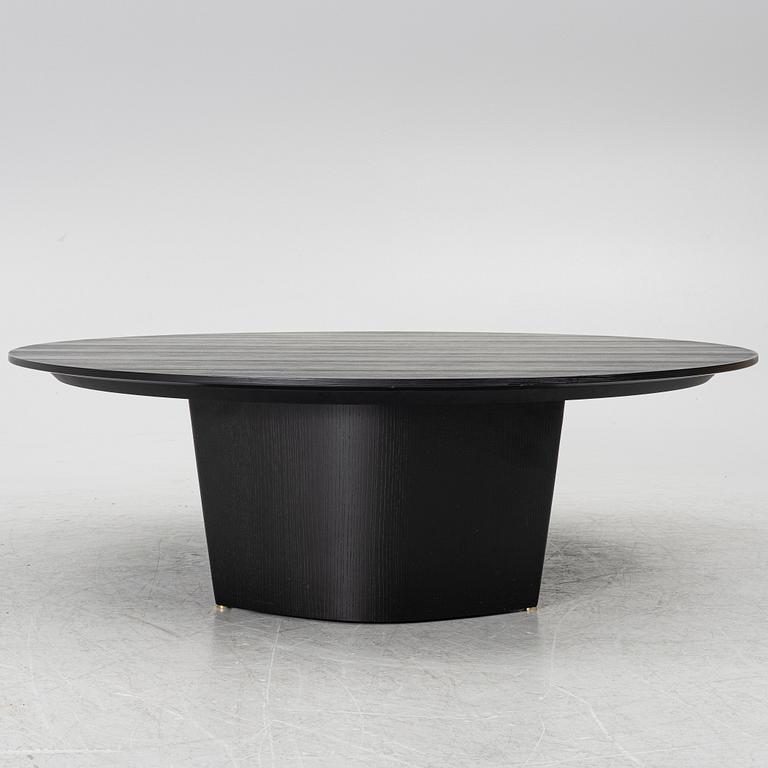 A coffee table, Minotti, Italy, 21st century.