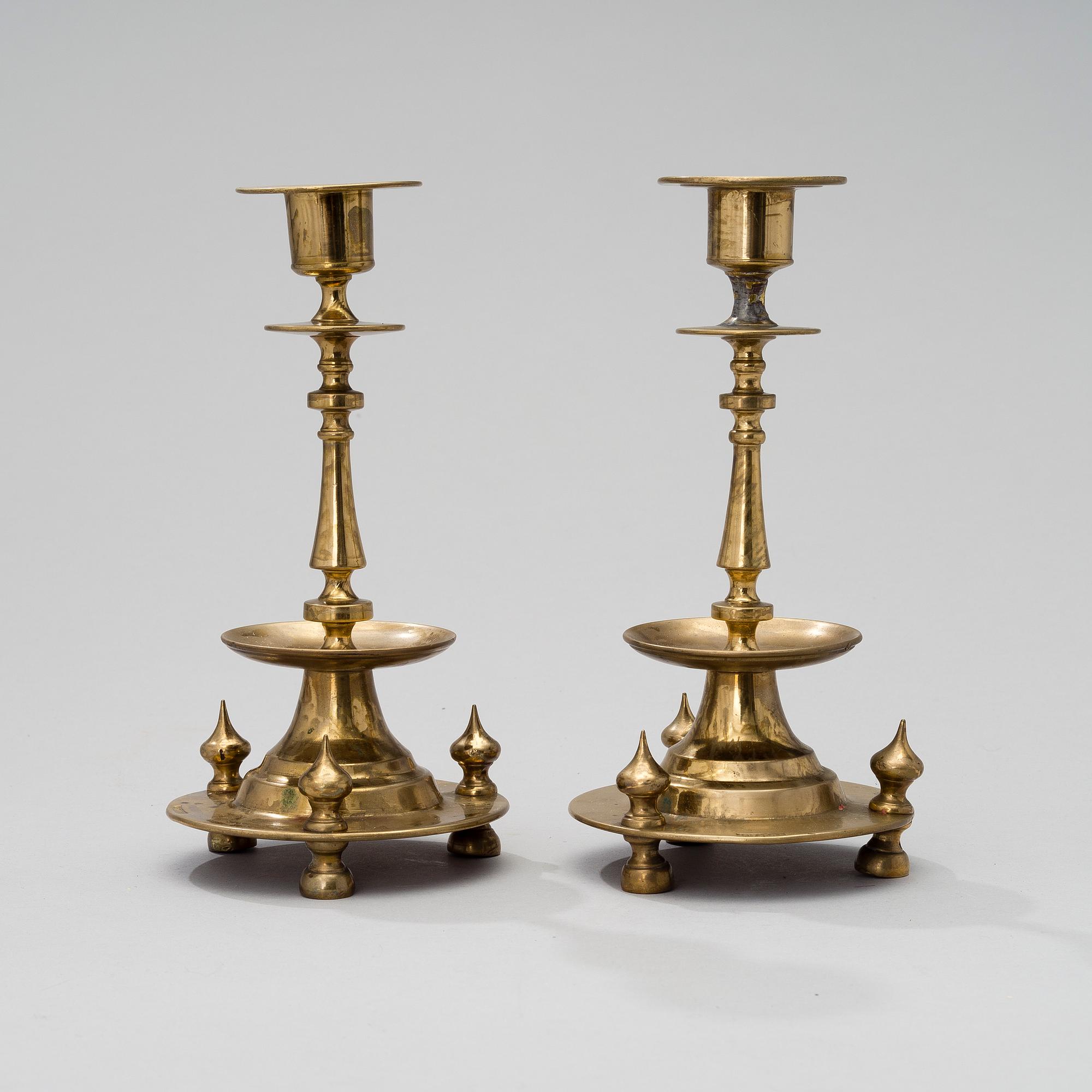 LJUSSTAKAR, mässing. Ryssland.