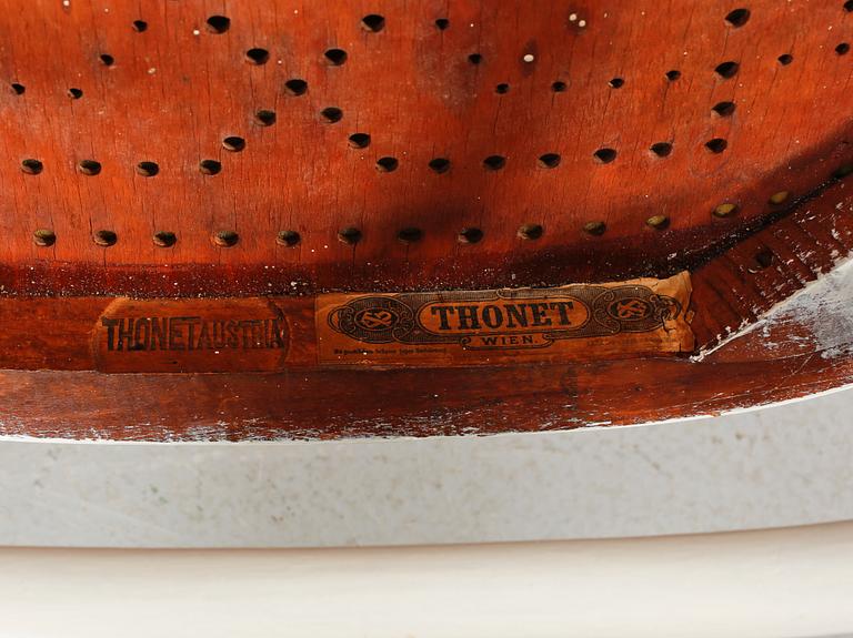 KARMSTOLAR, ett par, Thonet, omkring sekelskiftet 1900.