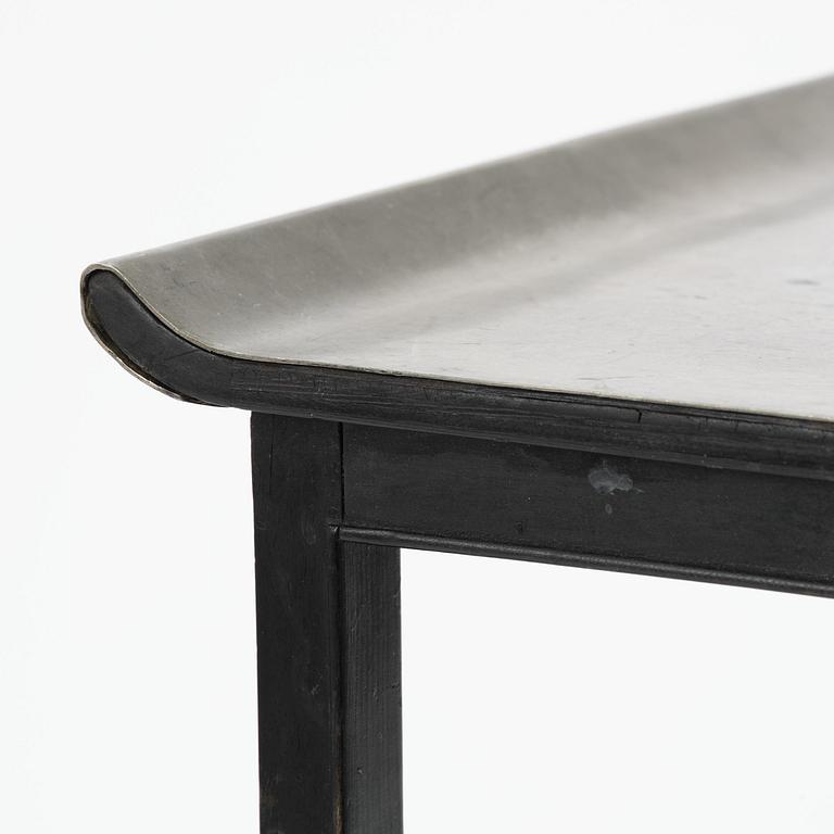 Firma Svenskt Tenn, a pewter top tea table model "A 423", Stockholm, 1930s.
