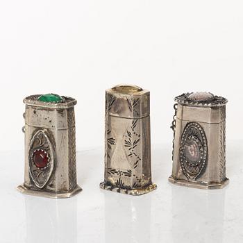 A set of three silver snuff boxes, incl by  Alexander Magnus Lundström, Visby 1840.