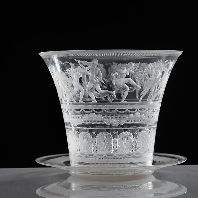 Simon Gate, An important Simon Gate engraved bowl, excuted by Orrefors, Sweden 1924, model 122.