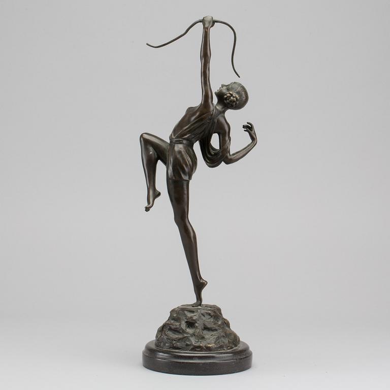 PIERRE LE FAGUAYS, after, signed bronze figurine.