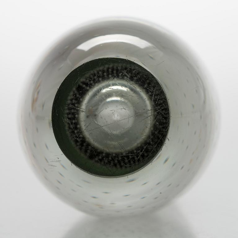 Gunnel Nyman, A glass vase signed, G. Nyman, Nuutajärvi Notsjö.