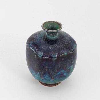 Berndt Friberg, a stoneware vase, Gustavsbergs studio, 1974.