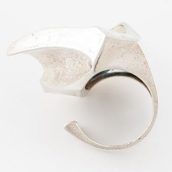 Björn Weckström, Ring "Varelsens öga", sterlingsilver och akryl. Lapponia 1973.