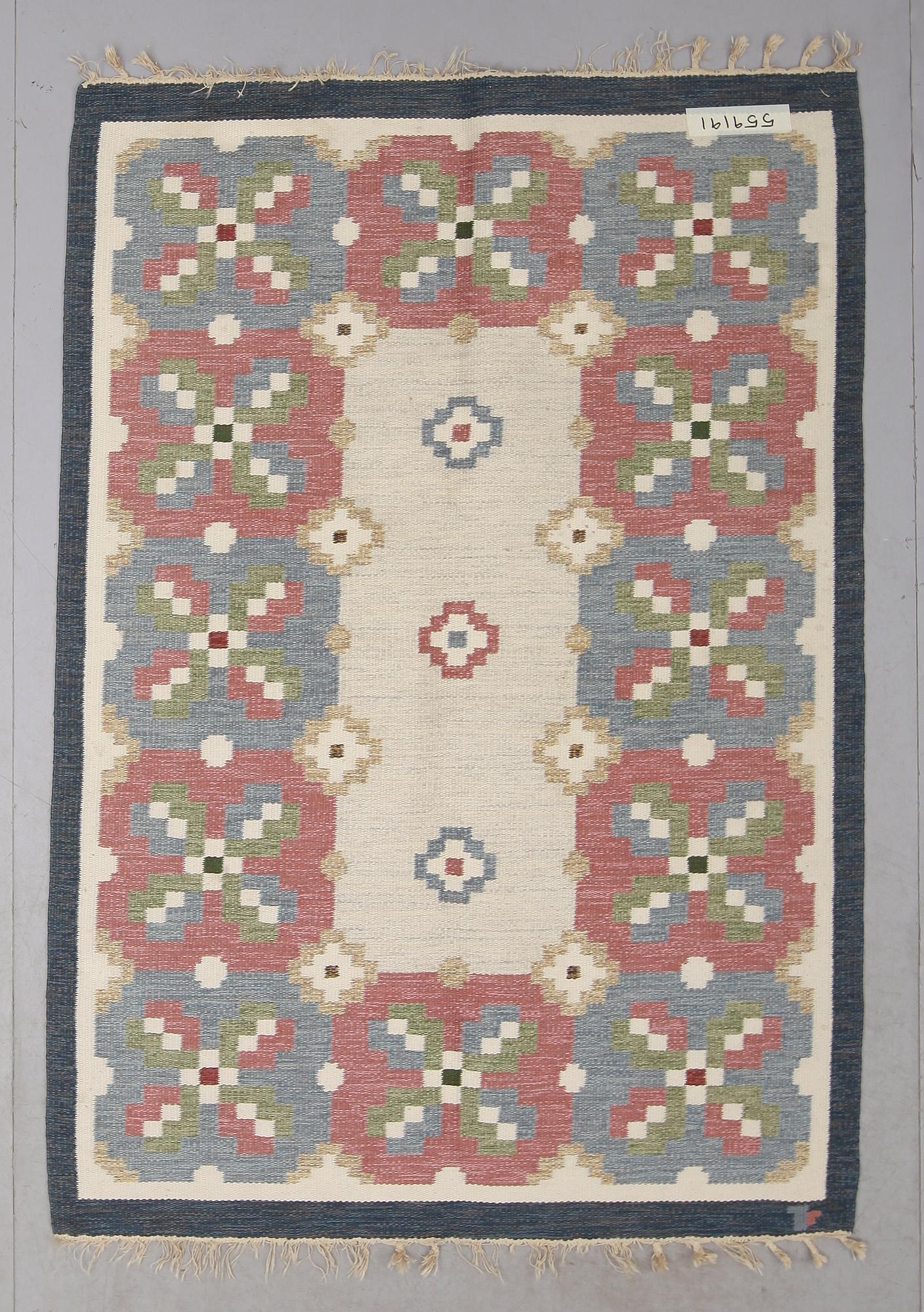 MATTA, rölakan, Vävaregården. Ca 205 x 142 cm.