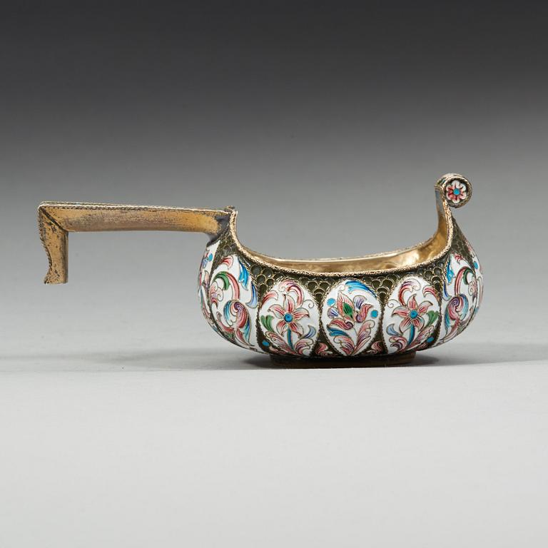 A Russian early 20th century silver-gilt and enameled kovsh, possibly Gustav Klingert, Moscow 1899-1908.