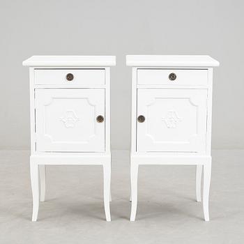SÄNGBORD, ett par, 1920/30-tal.