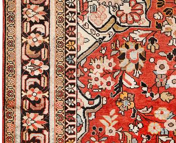 A Lilihan carpet, approximately 345 x 237 cm.