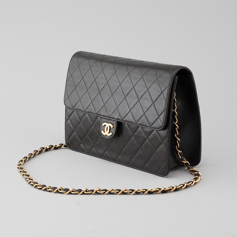 CHANEL, "Flap Bag" väska.