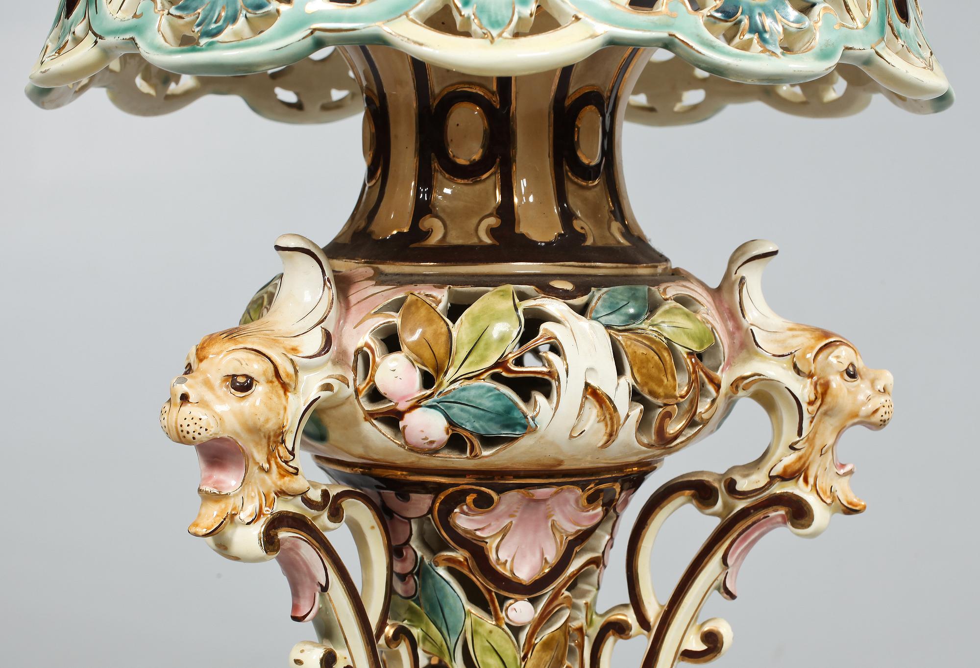 PIEDESTAL, porslin, 1900-talets första hälft.