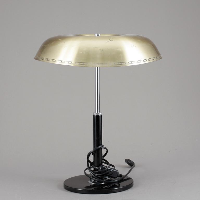 SKRIVBORDSLAMPA, 1900-talets andra hälft.