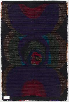 Irma Kukkasjärvi, ryijy, malli Neovius. Noin 165 x 110 cm.