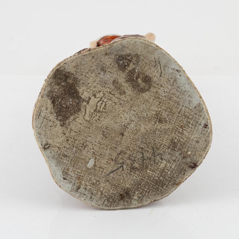 A Chinese Export famille rose foundation for a lemon basket, Qing dynasty, 18th Century.