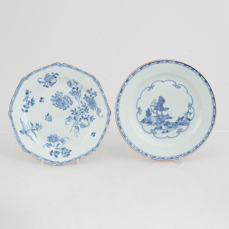 15 pieces of Chinese porcelain, the Qing dynasty, 18th-19th century.