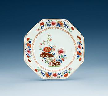 1444. A set of 11 (9+2) famille rose dinner plates, Qing dynasty, Qianlong (1736-95).