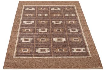 A Swedish flat weave carpet, ca 235 x 164 cm.