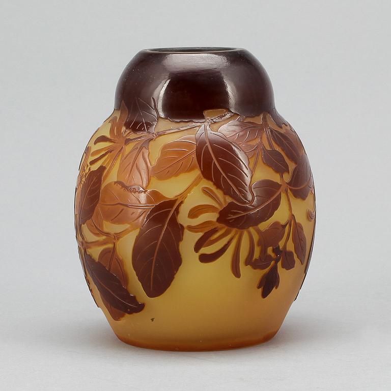 ÉMILE GALLÉ, Vas/lampfot, glas, signerad, Gallé, omkring sekelskiftet 1800/1900-tal.